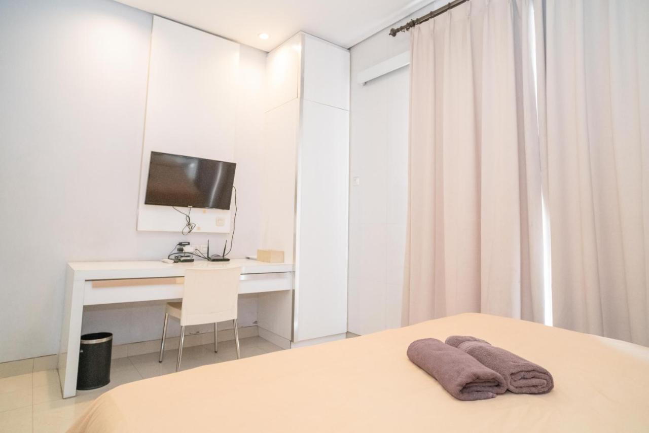 Reddoorz At Tirta Mansion Paramount Gading Cicayur Экстерьер фото