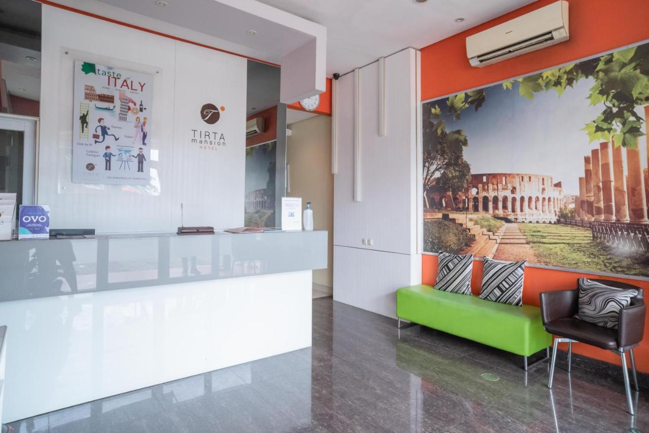 Reddoorz At Tirta Mansion Paramount Gading Cicayur Экстерьер фото