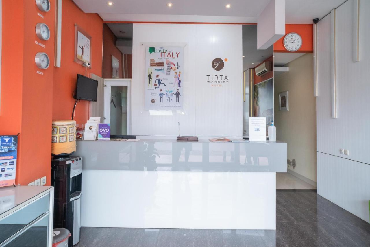 Reddoorz At Tirta Mansion Paramount Gading Cicayur Экстерьер фото